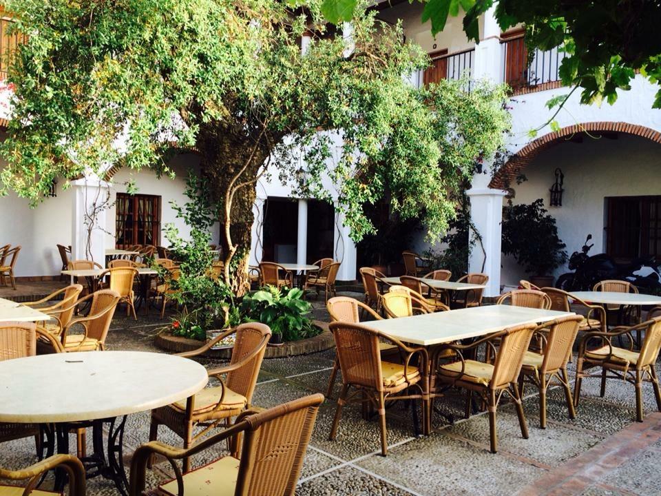 Hotel Cortijo Las Grullas Беналуп-Касас-Вієхас Екстер'єр фото