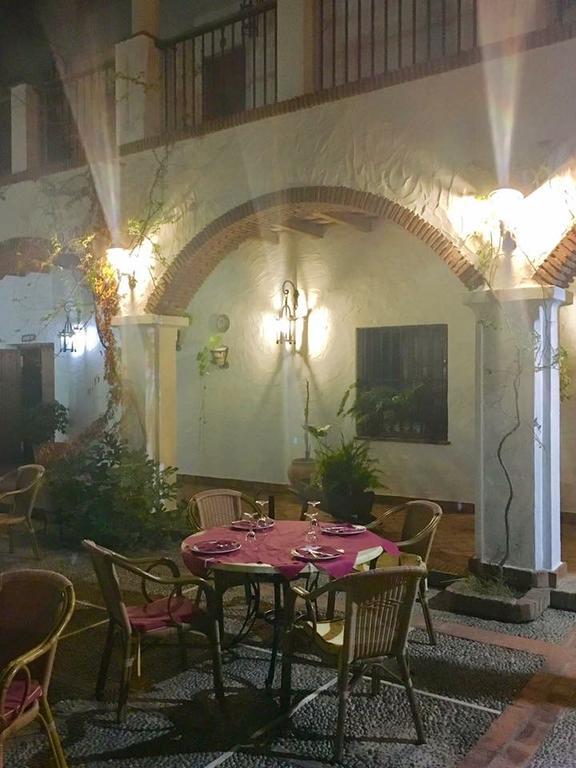Hotel Cortijo Las Grullas Беналуп-Касас-Вієхас Екстер'єр фото